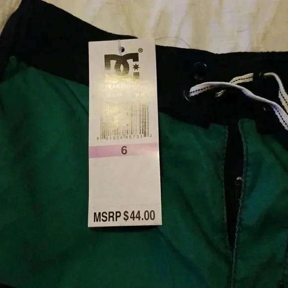 Boys swimming shorts - Picture 2 of 2